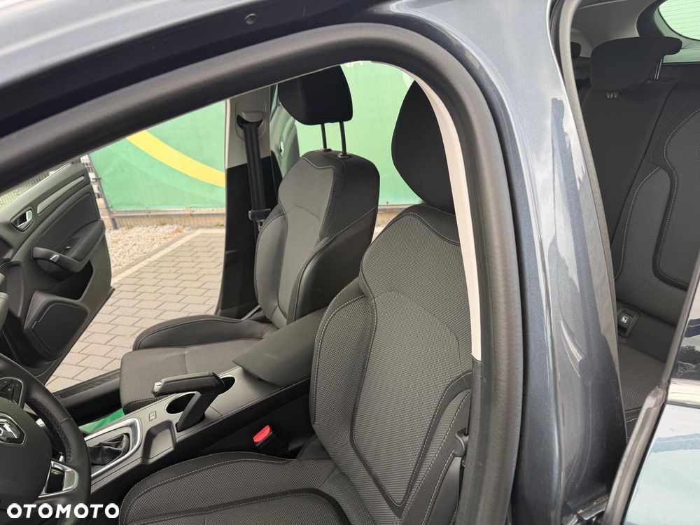 Renault Megane 1.5 Blue dCi Zen - 9