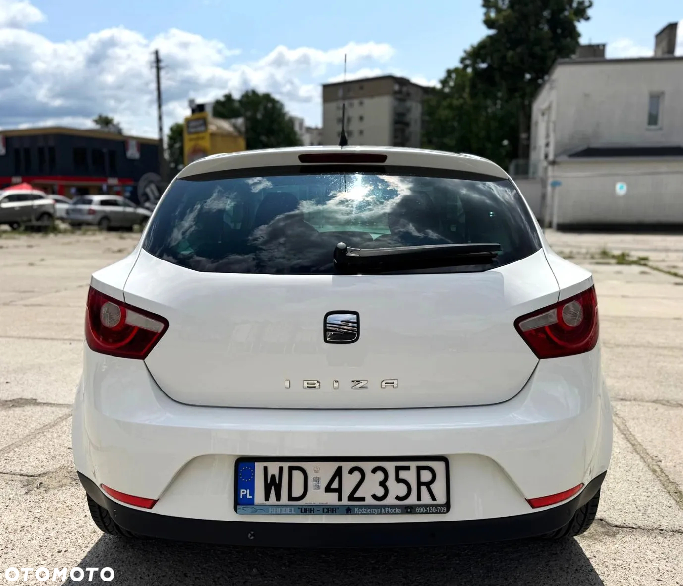 Seat Ibiza SC 1.6 16V Style - 23