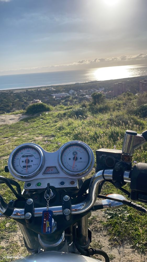 Yamaha YBR YBR 125 Custom - 4