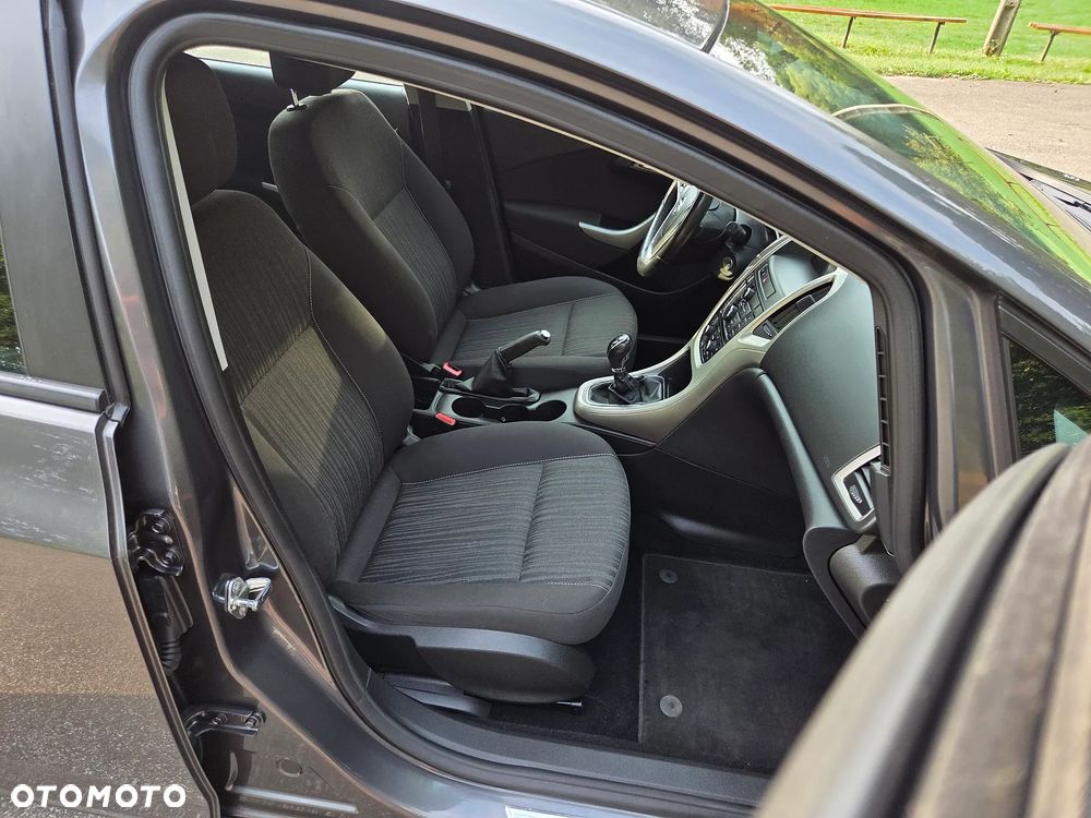 Opel Astra 1.6 Exklusiv - 14