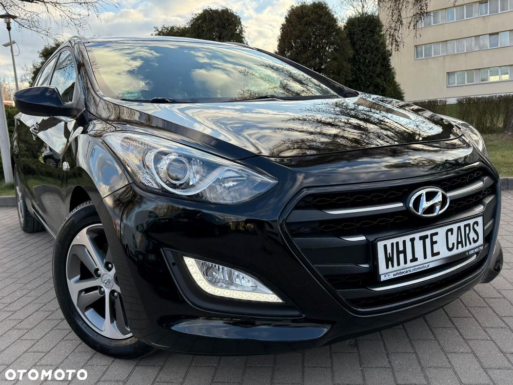 Hyundai i30 1.4 Passion - 27