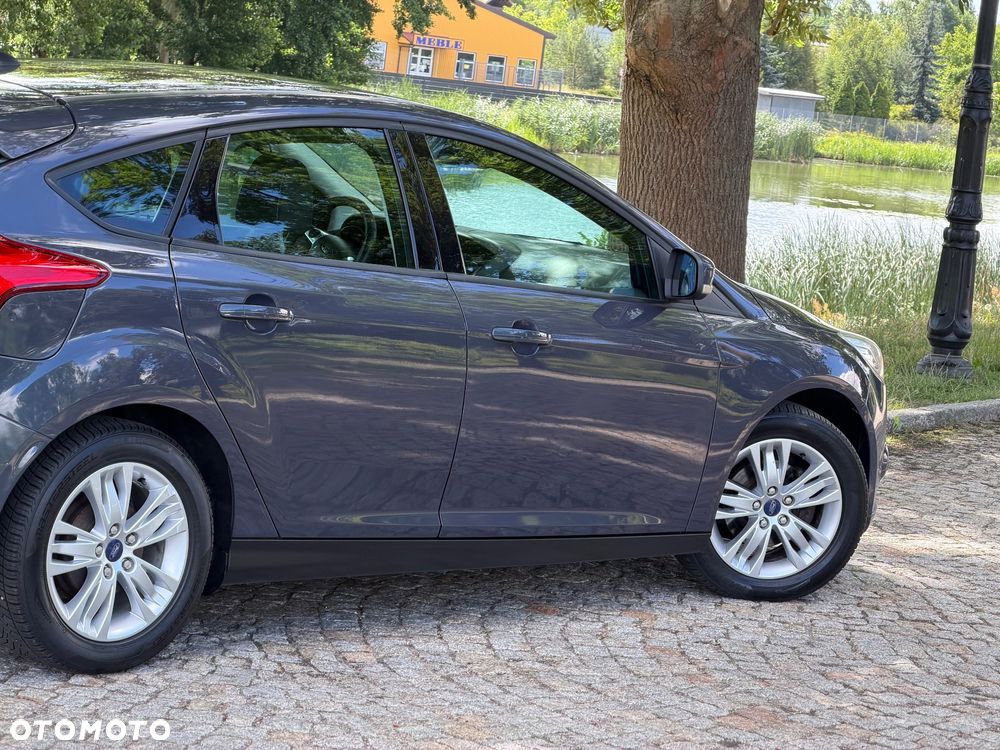 Ford Focus 1.6 TDCi DPF Champions Edition - 40