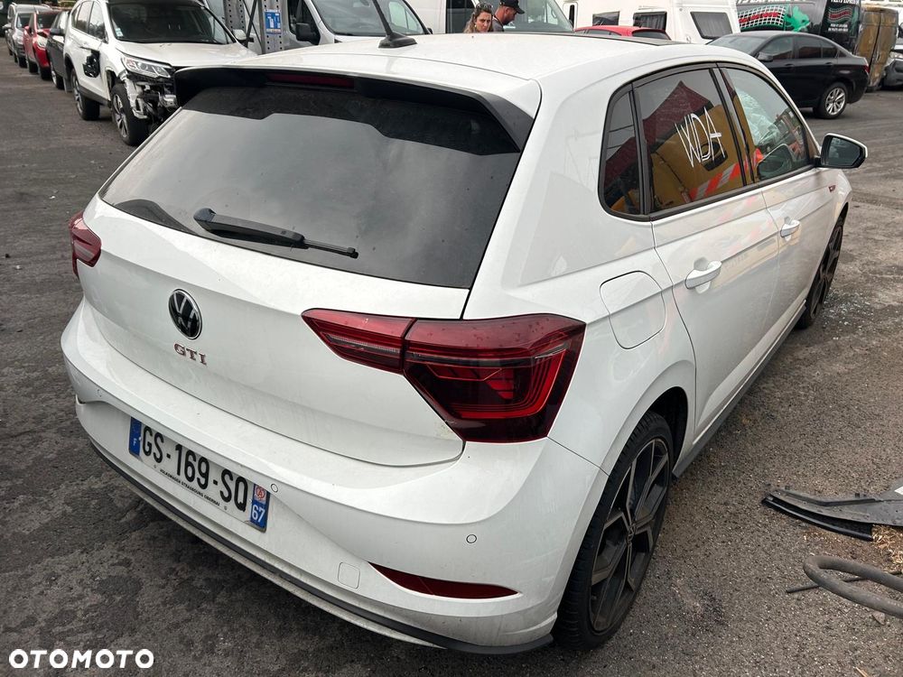 Volkswagen Polo 2.0 TSI DSG GTI - 4