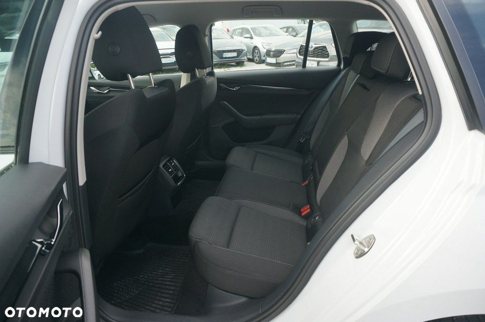 Skoda Octavia 2.0 TDI Ambition - 25