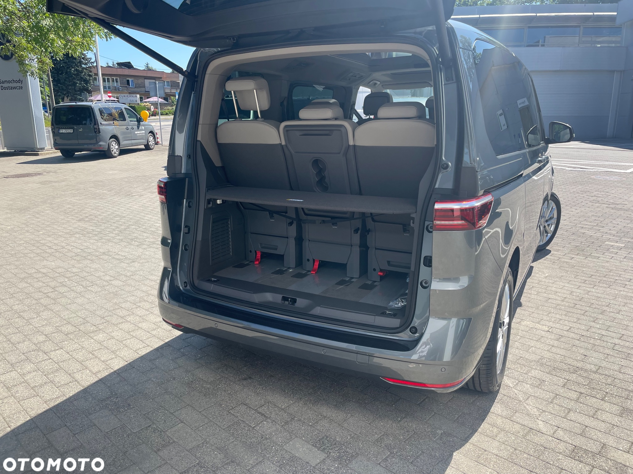 Volkswagen Multivan 1.4 TSI eHybrid PHEV L1 Life DSG - 16