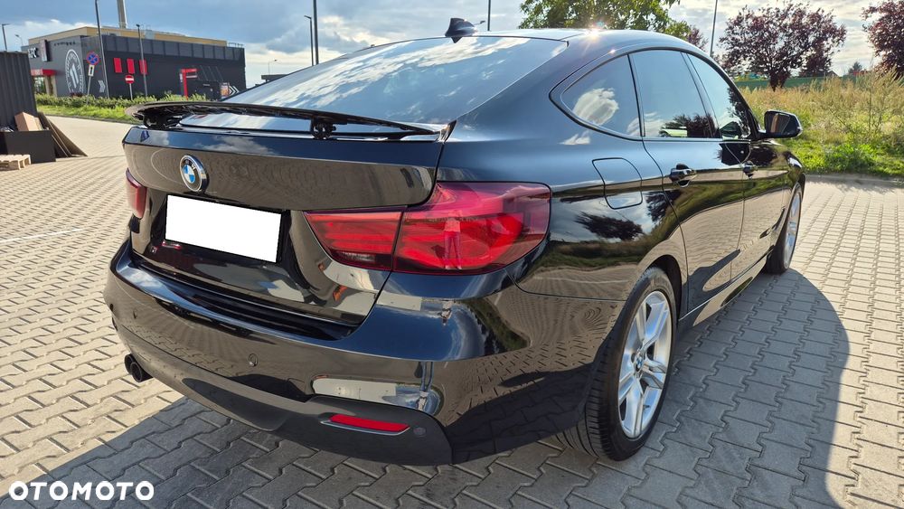 BMW 3GT 320i xDrive M Sport - 5