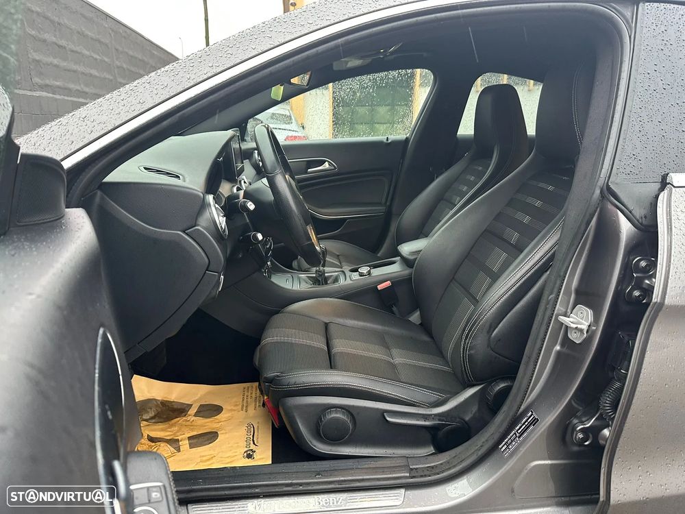 Mercedes-Benz CLA 180 d BlueEFFICIENCY Edition - 10