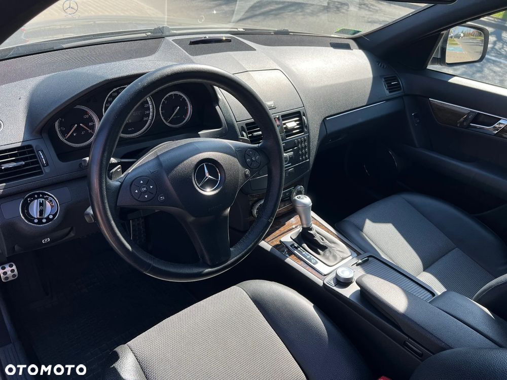 Mercedes-Benz Klasa C - 22