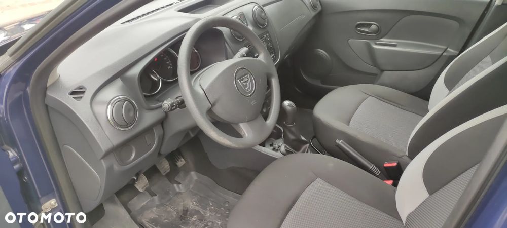 Dacia Sandero - 11