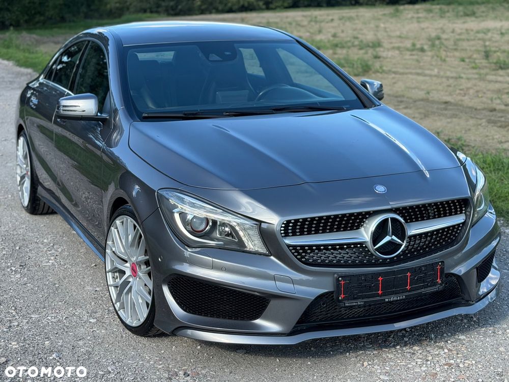 Mercedes-Benz CLA 180 7G-DCT AMG Line - 1