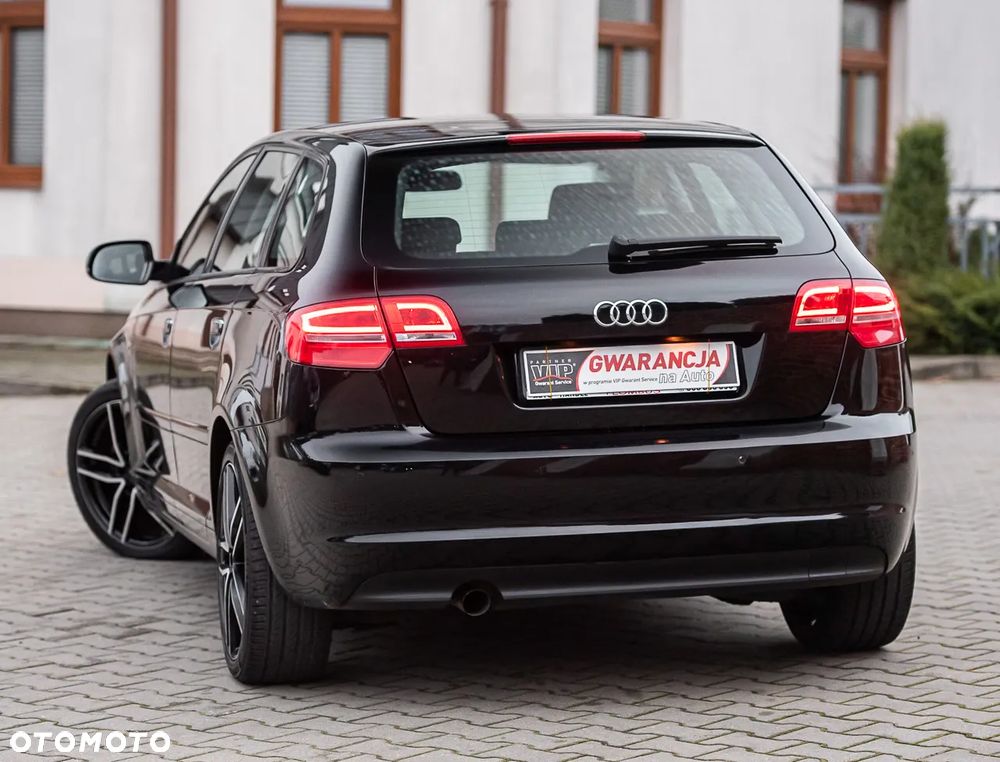 Audi A3 Sportback - 8