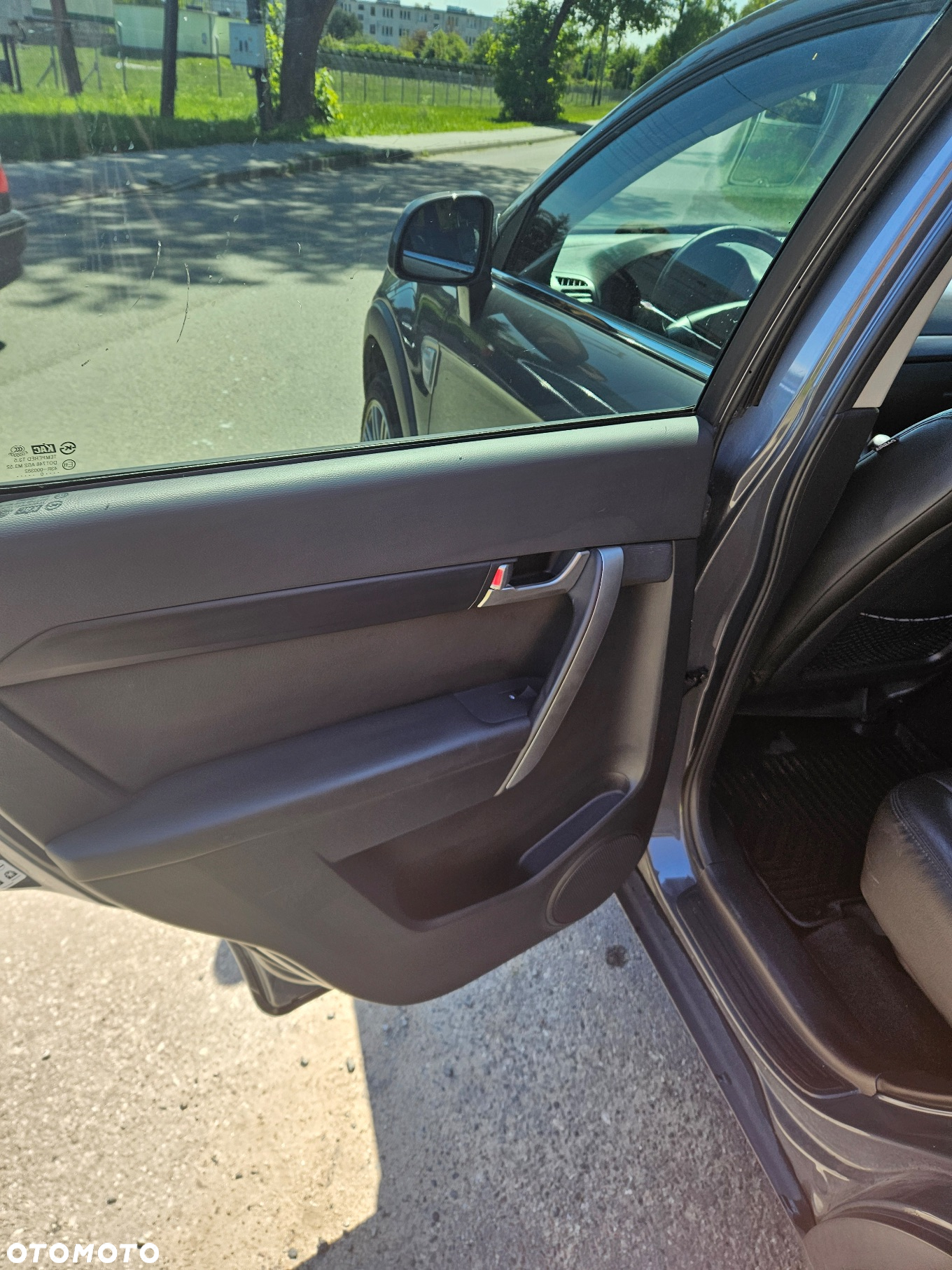 Chevrolet Captiva 2.0 d LS - 11