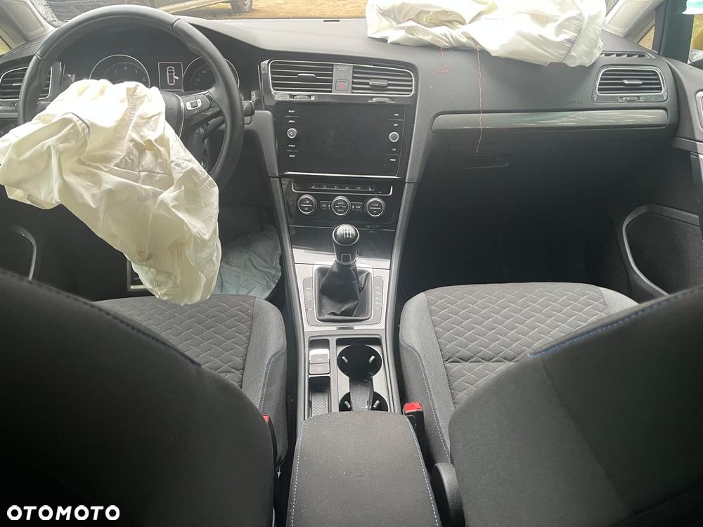 Volkswagen Golf 1.0 TSI OPF Join - 17