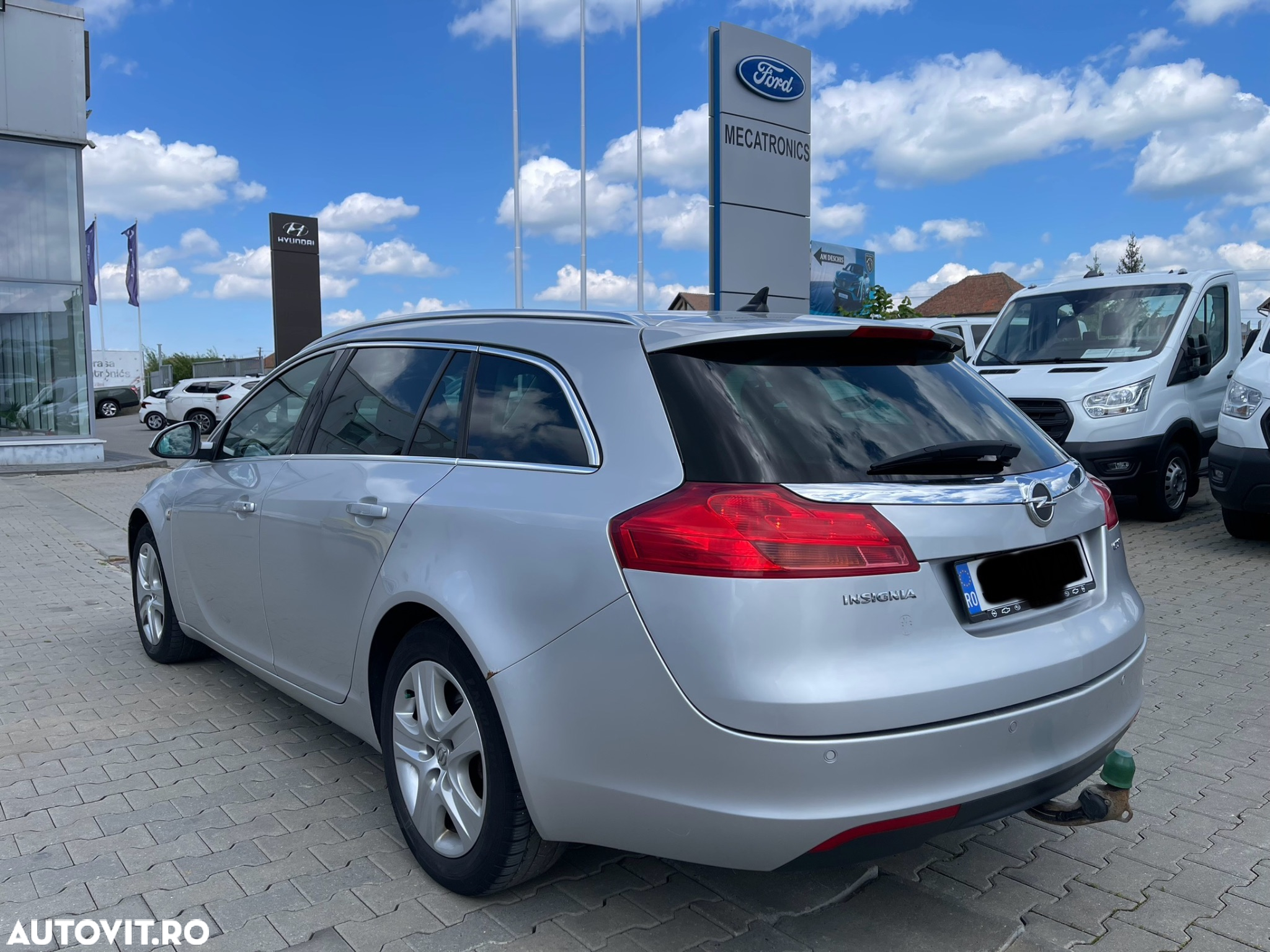 Opel Insignia 2.0 CDTI Sports Tourer - 13