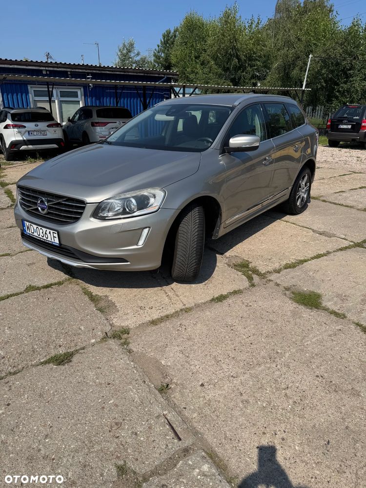 Volvo XC 60 D5 AWD Momentum - 1