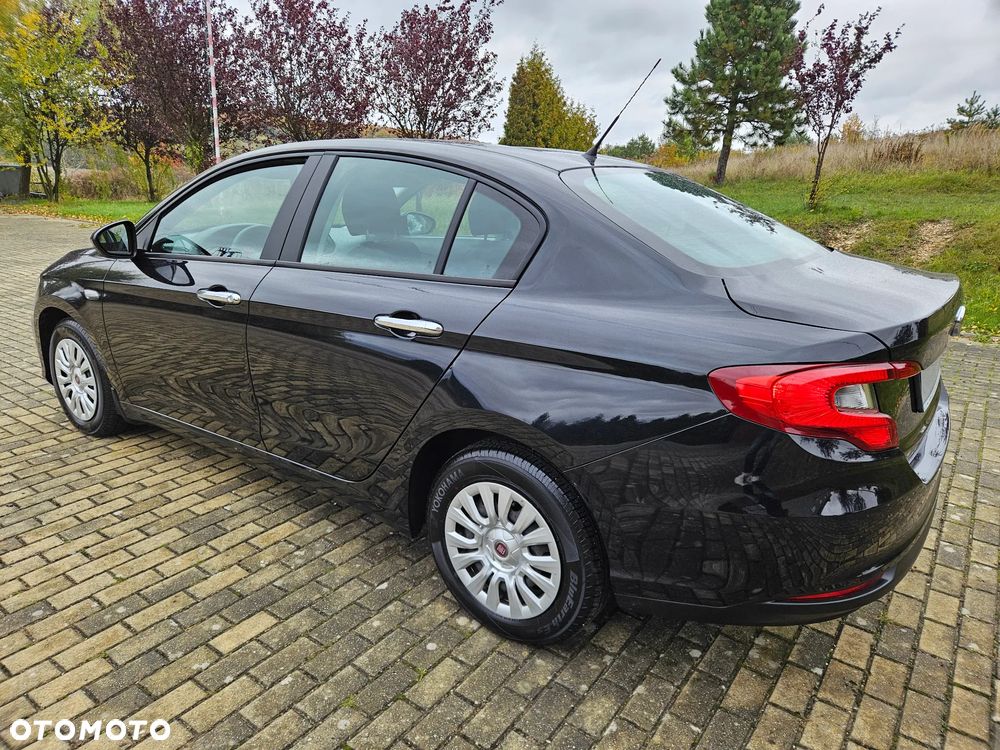 Fiat Tipo 1.4 16V Easy - 11