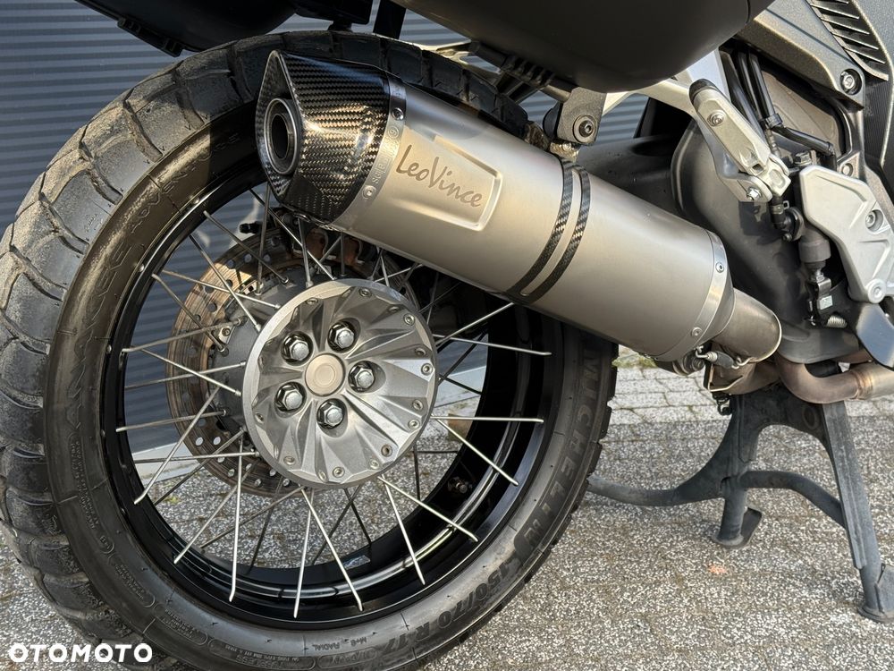 Honda VFR - 17
