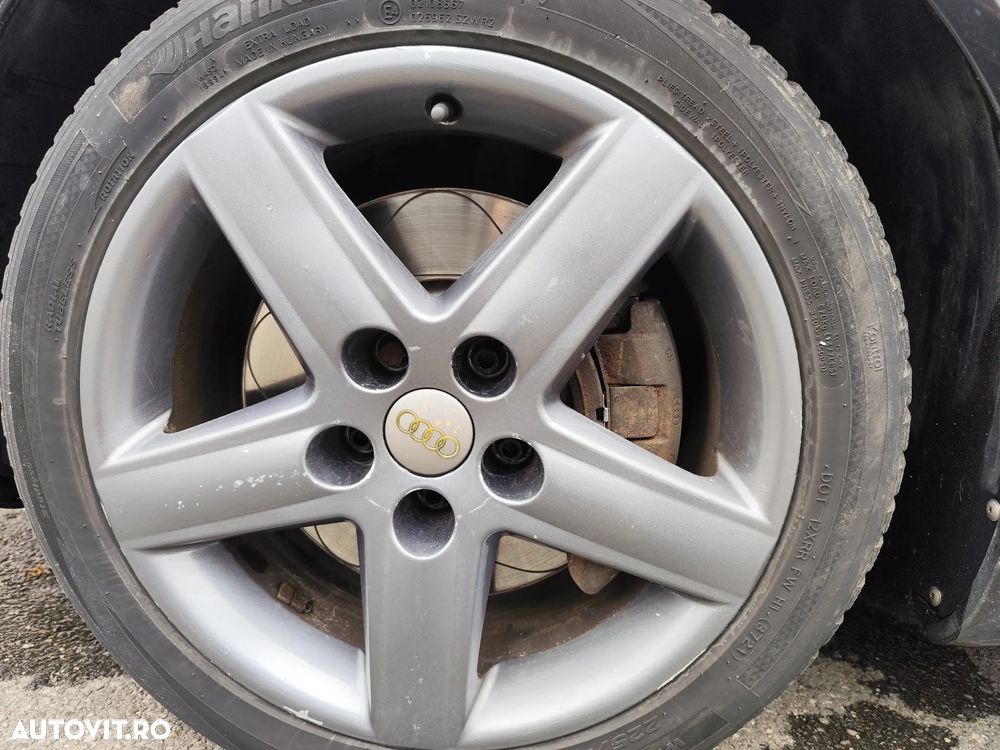 Audi A4 2.0 T FSI multitronic - 15