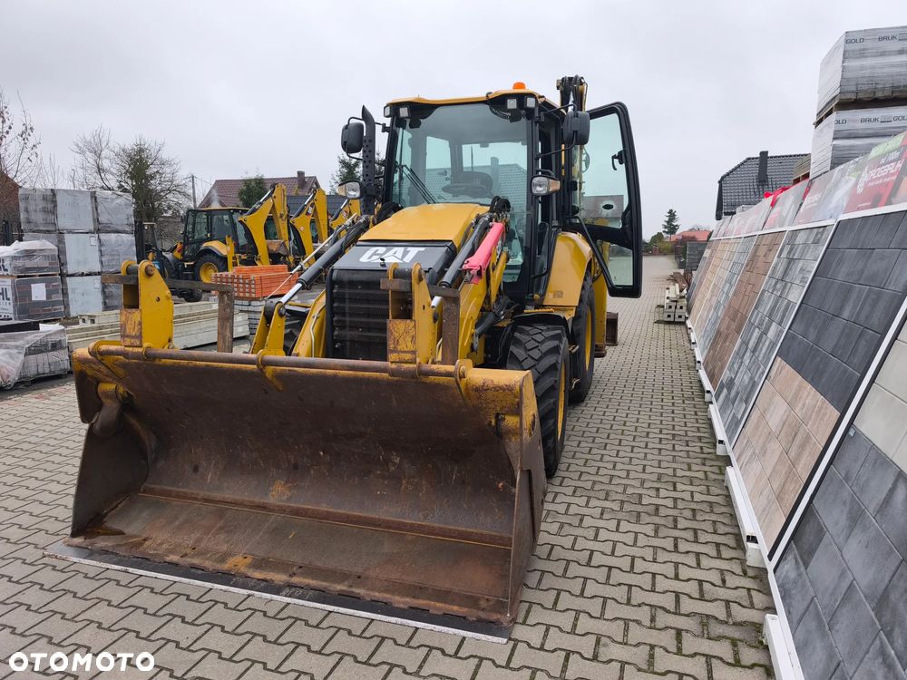 Caterpillar CAT 432F2 2015rok - 13