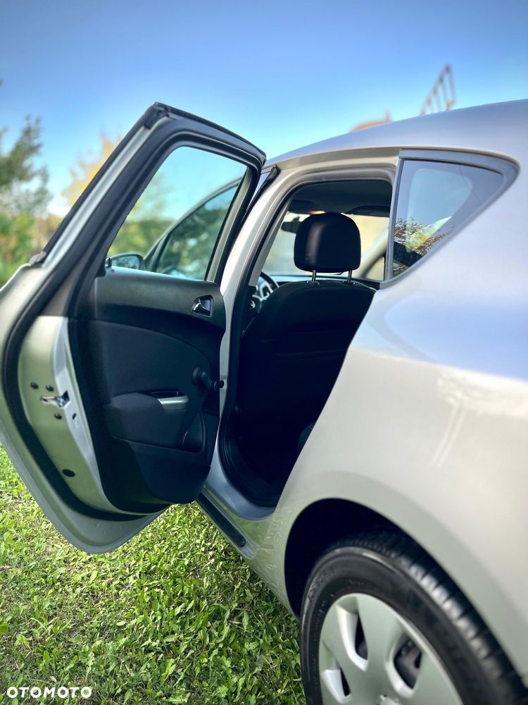 Opel Astra IV 1.6 Edition - 10