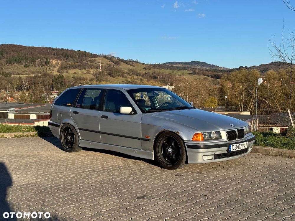 BMW Seria 3 - 1