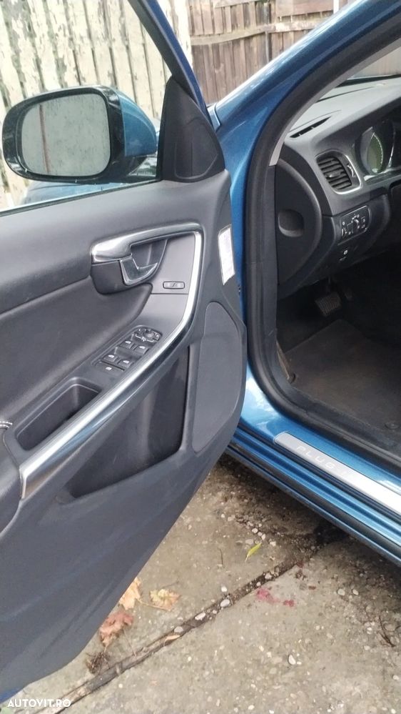 Volvo V60 - 11