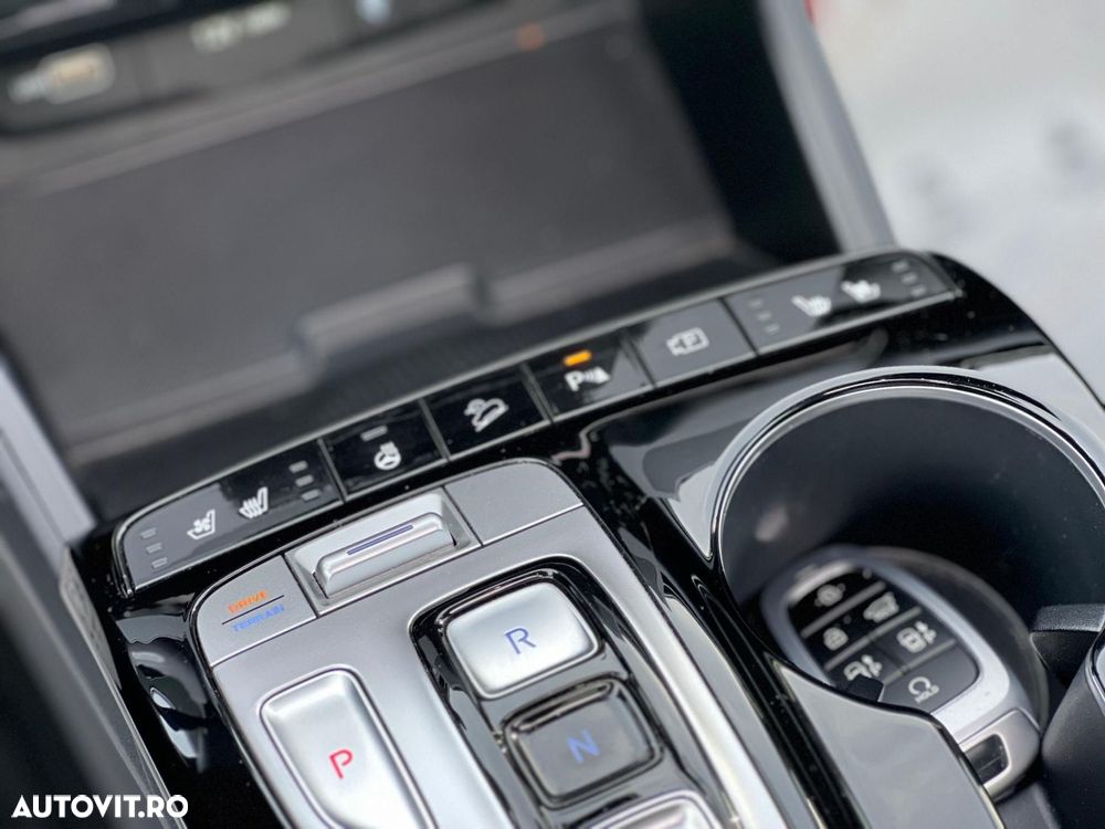 Hyundai Tucson 1.6 l 215 CP 4WD 6AT HEV Luxury - 19