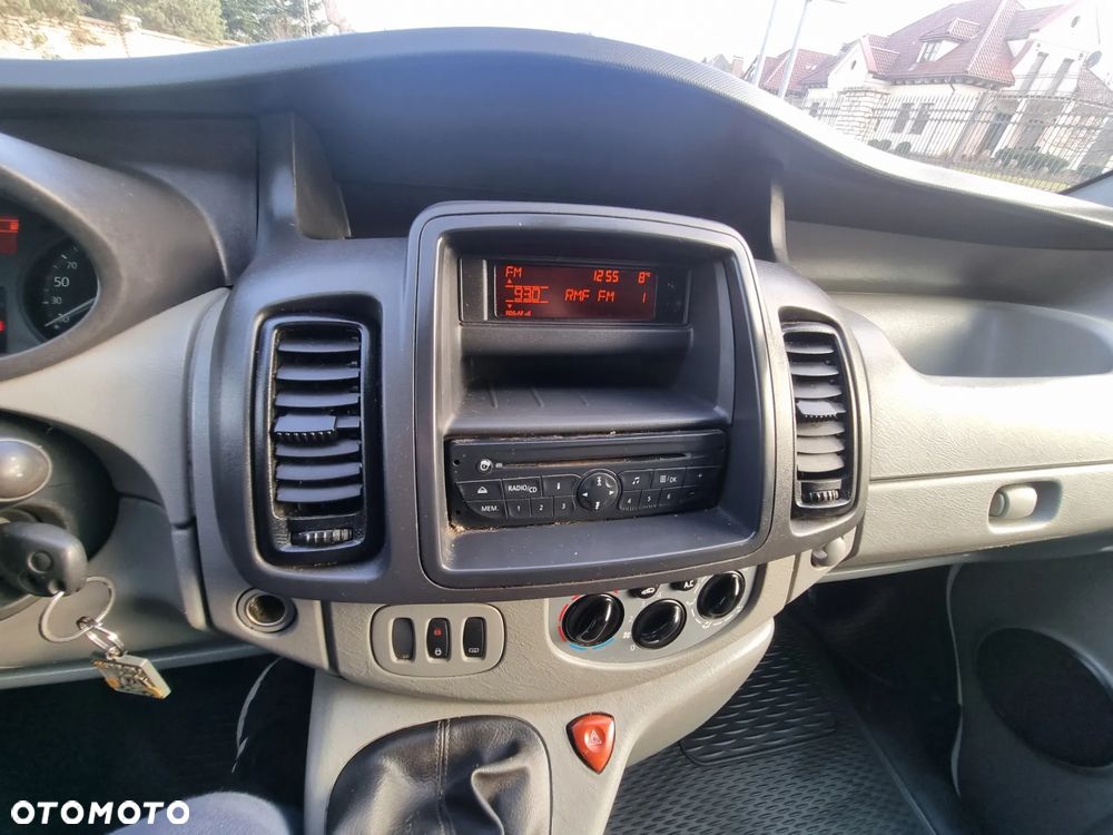 Renault Trafic - 22