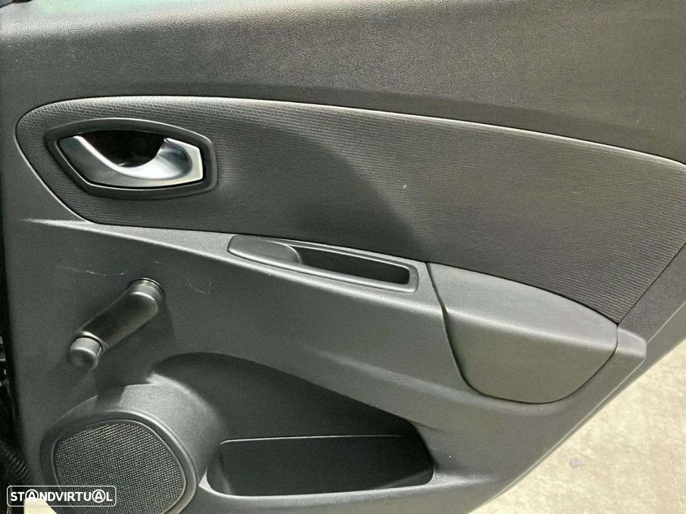 Renault Clio 0.9 TCe Limited - 24