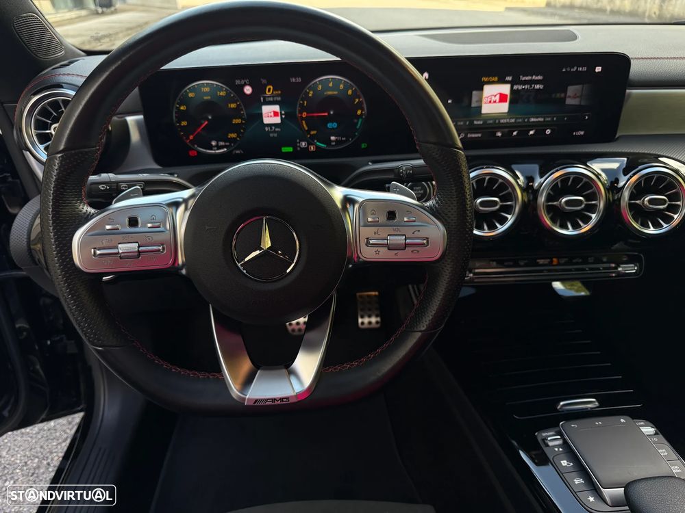 Mercedes-Benz CLA 250 e Shooting Brake AMG Line - 25