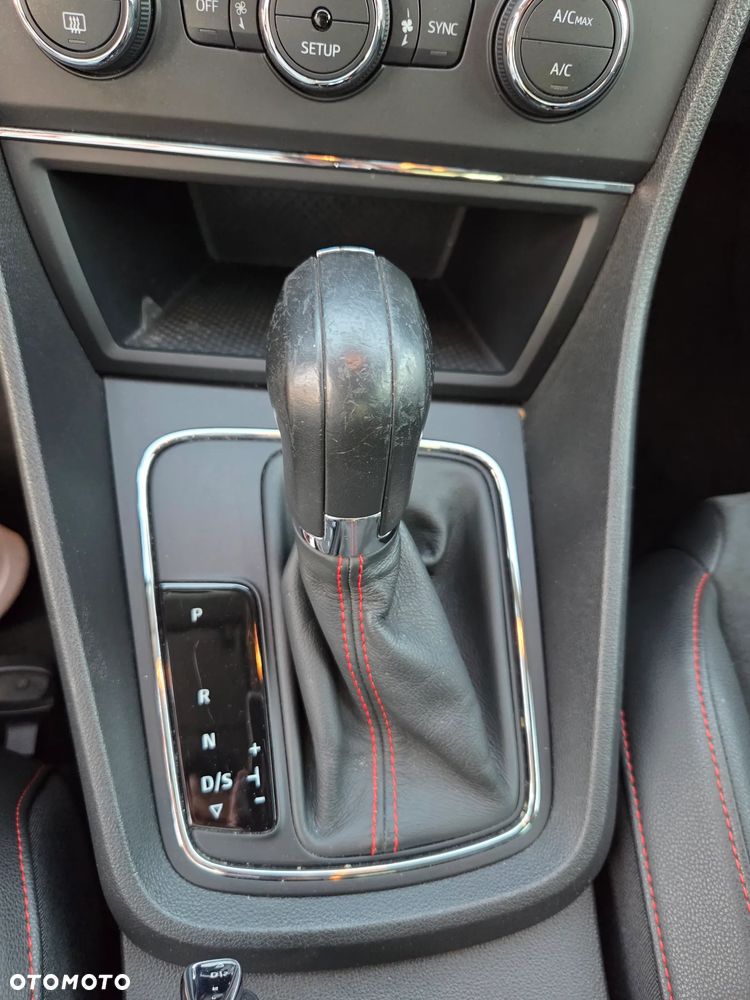 Seat Leon 1.8 TSI Start&Stop DSG FR - 23