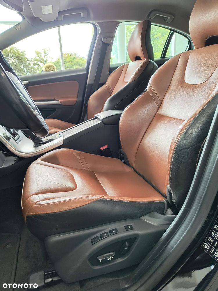 Volvo S60 - 11