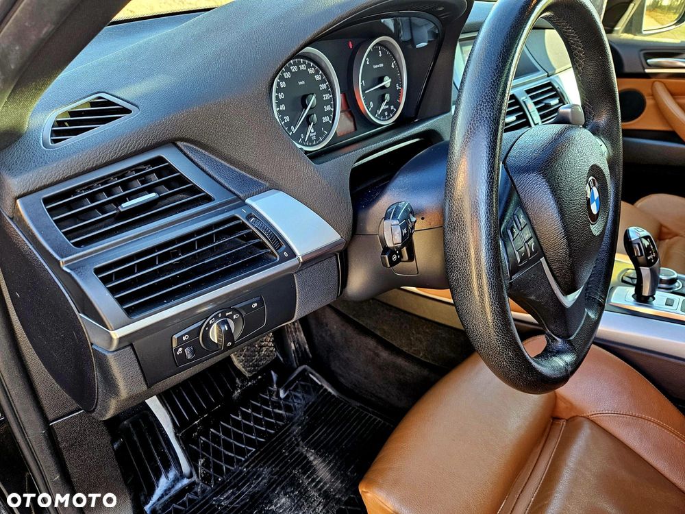 BMW X6 - 40