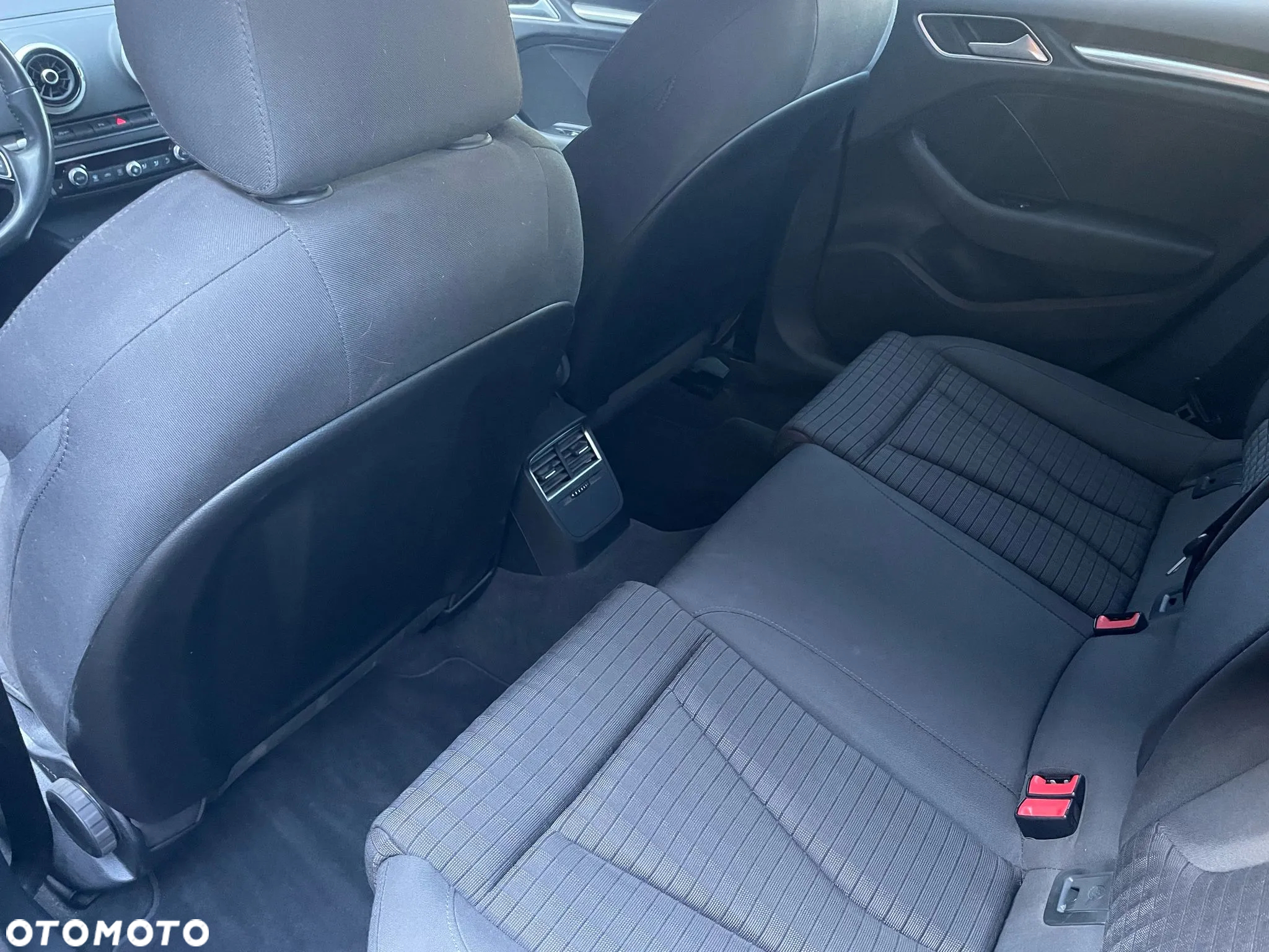 Audi A3 1.4 TFSI cylinder on demand ultra Limousine Str S line Sportpaket - 8