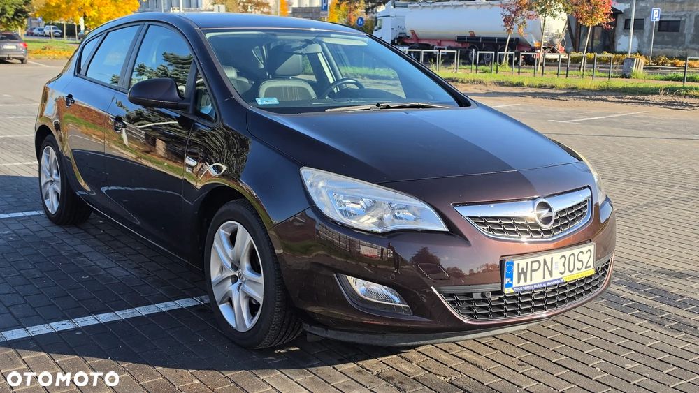 Opel Astra 1.6 Enjoy - 2