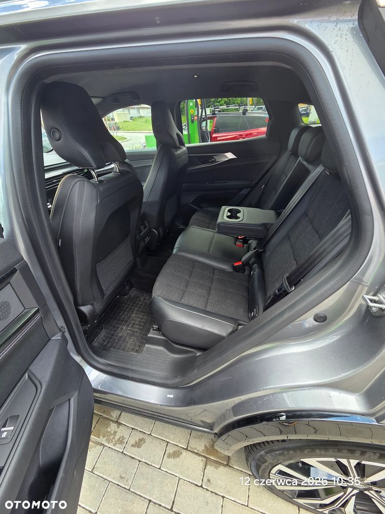 Renault Austral 1.3 TCe mHEV Iconic - 9