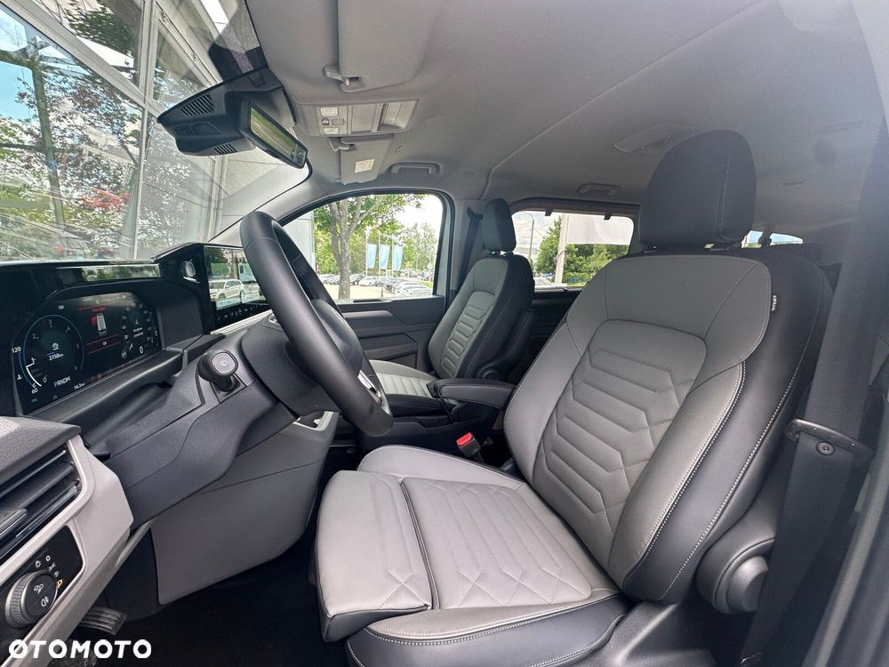 Volkswagen Nowa Caravelle Caravelle Style silnik: 2,0 l TDI 170 KM / skrzynia biegów: 8-biegowa automatyczna rozstaw osi: 3500 mm - 11