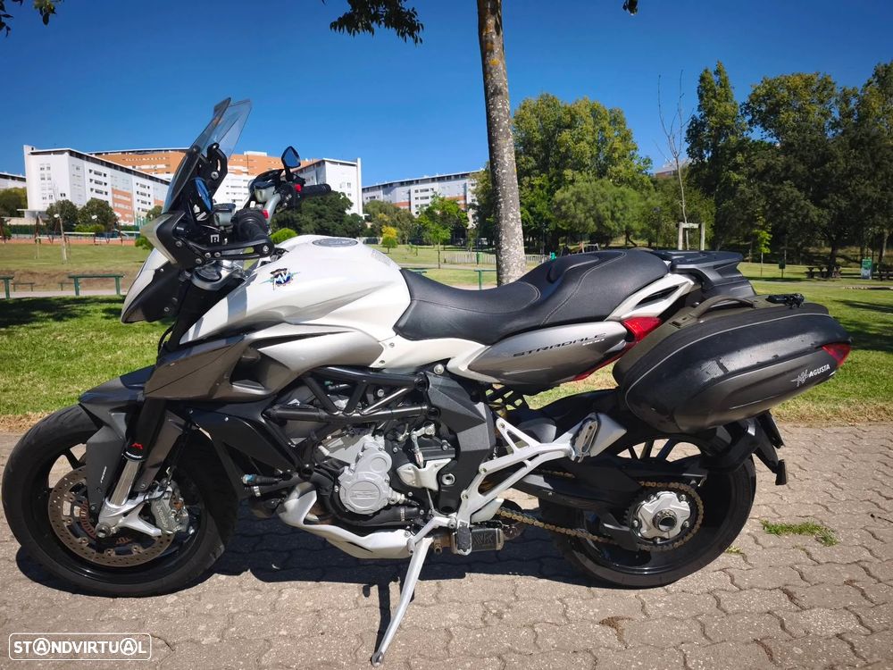 MV Agusta Stradale 800 - 4