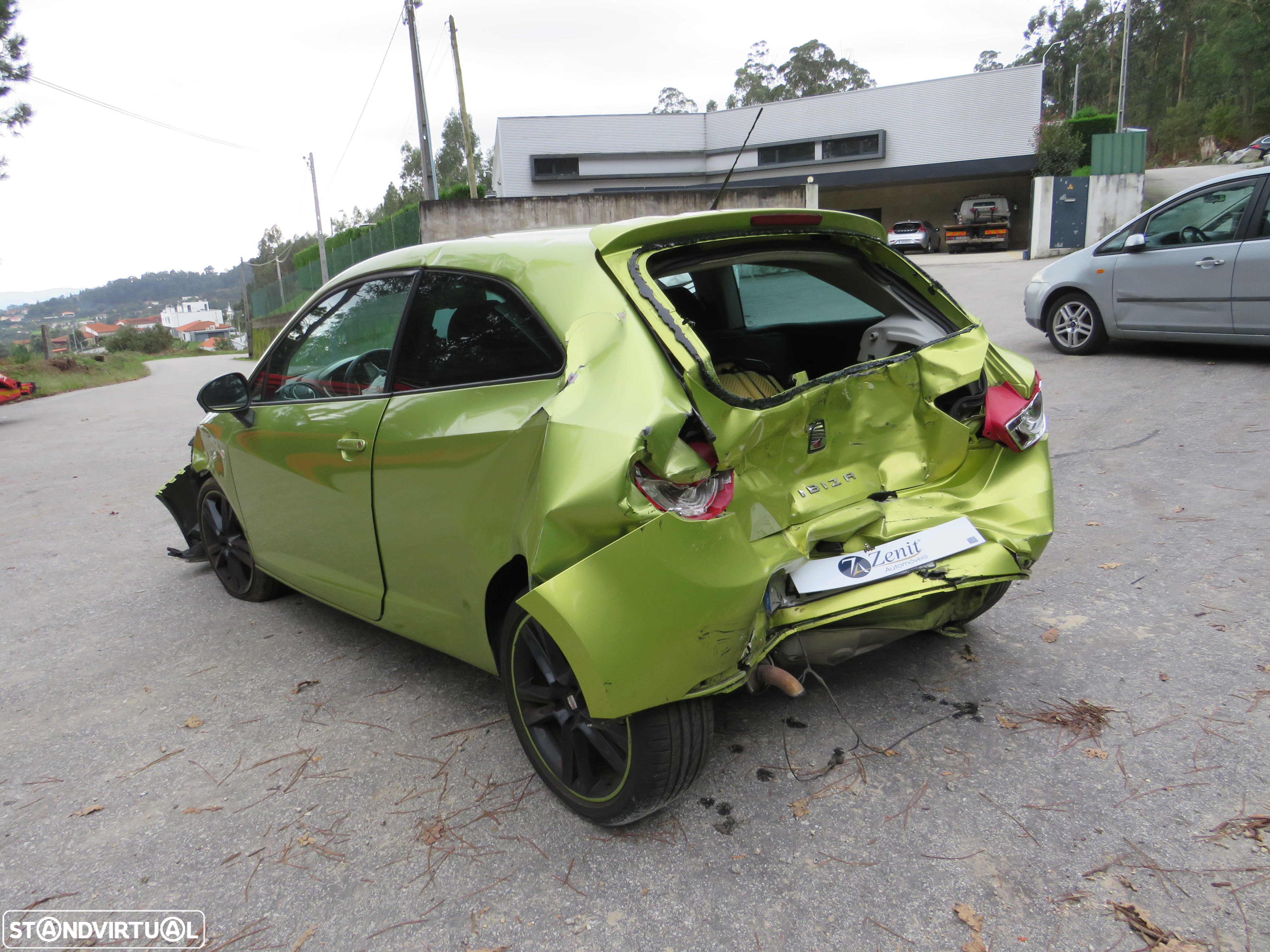 Seat Ibiza V 1.4 (85cv) de 2009 - Peças Usadas (8044) - 3
