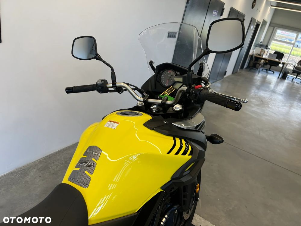 Suzuki V-STROM - 22