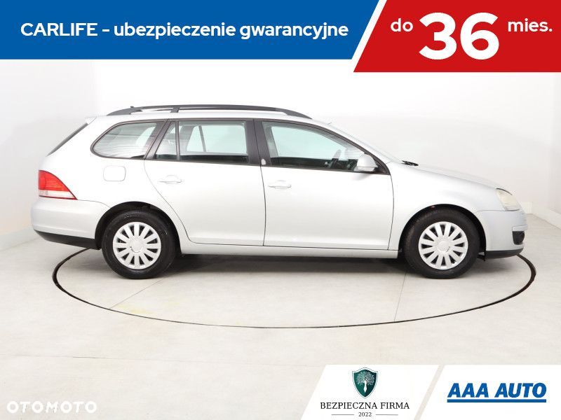 Volkswagen Golf Variant - 8