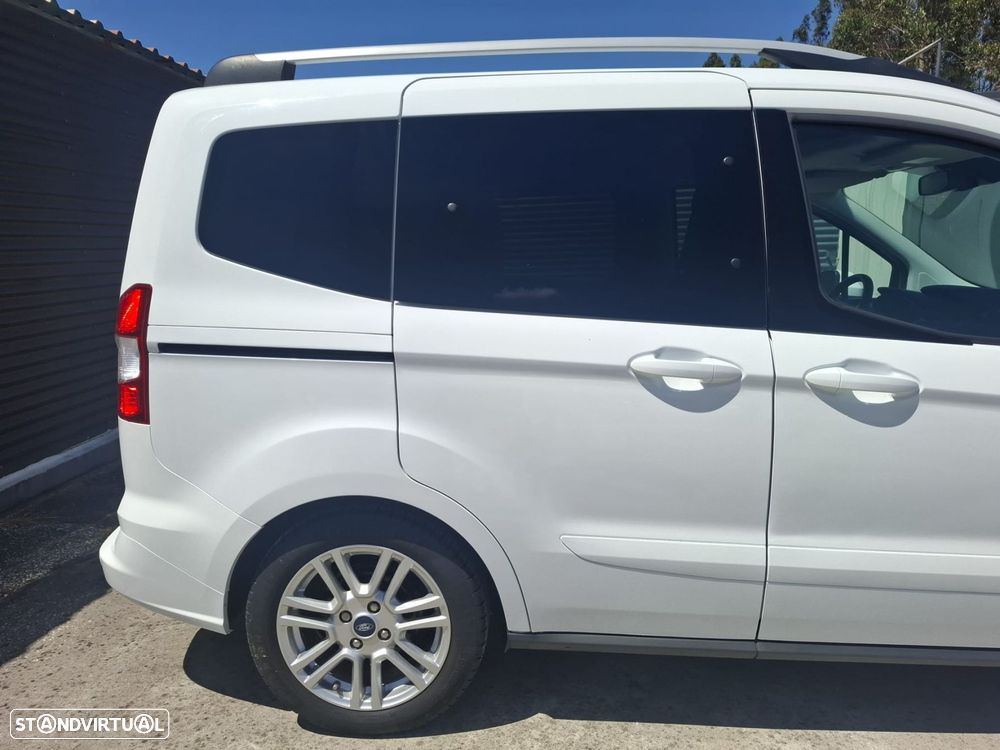 Ford Tourneo Courier 1.0 EcoBoost Titanium - 8