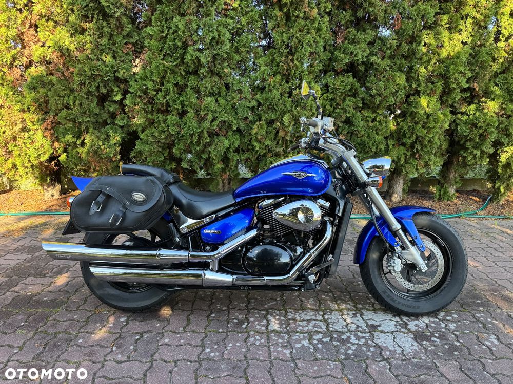 Suzuki Intruder