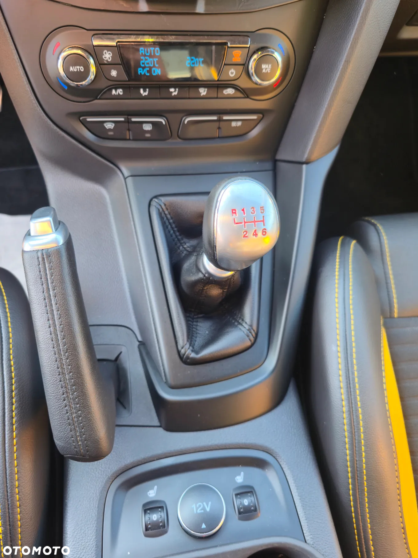 Ford Focus 2.0 EcoBoost ST-2 - 14