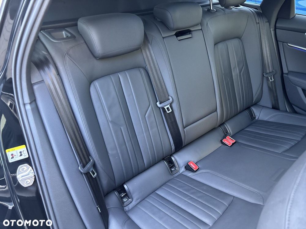Audi A6 Allroad - 38