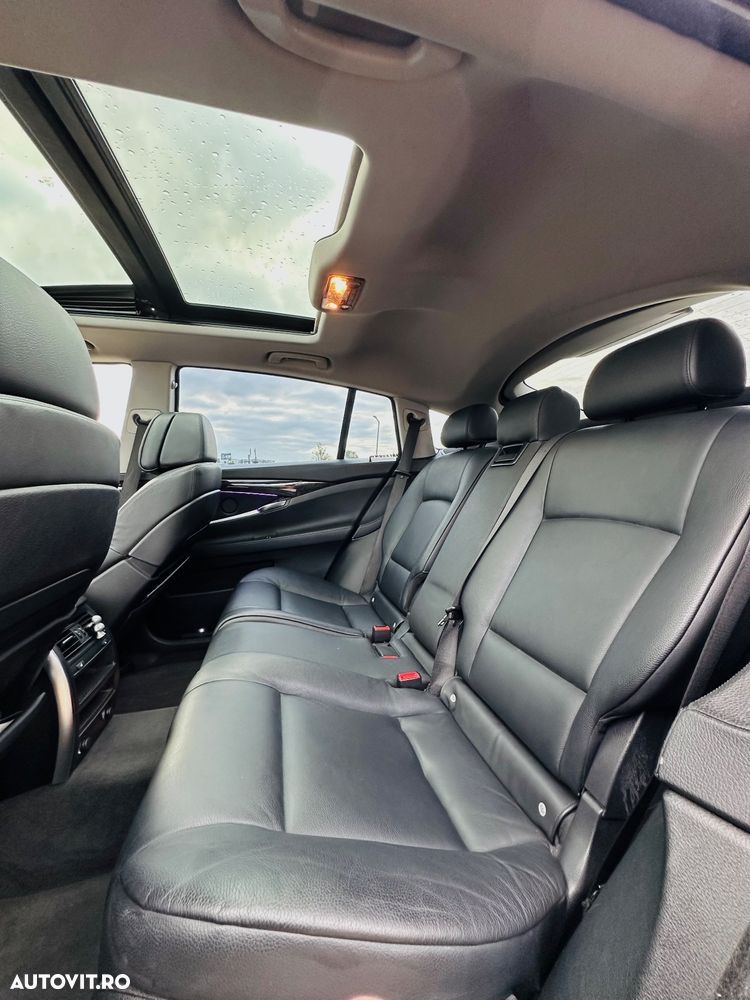 BMW Seria 5 530d Gran Turismo - 12