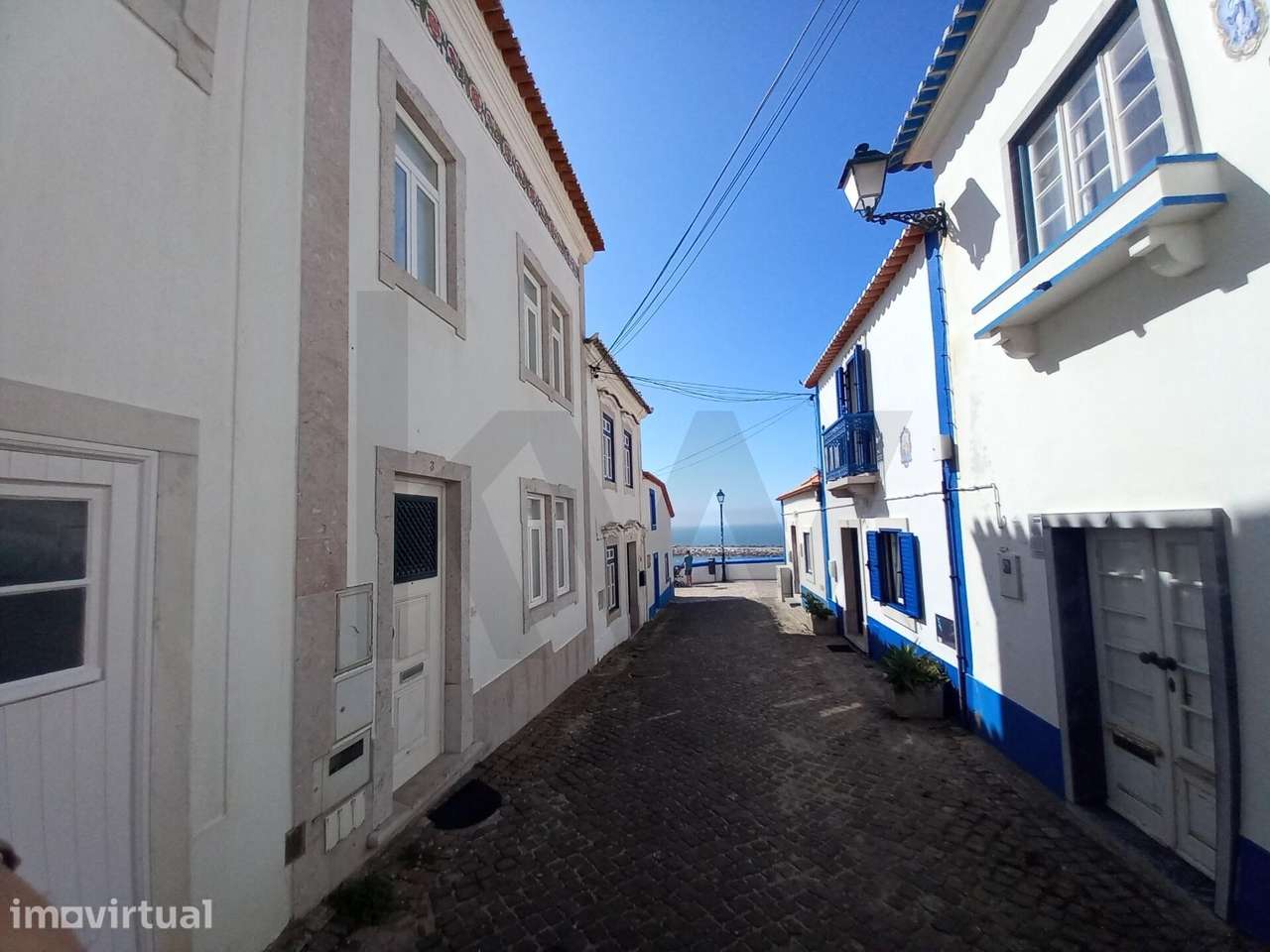 Moradia T4 com 171m2. Central e junto à Praia. Ericeira-Mafra - Grande imagem: 4/25