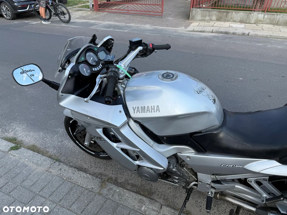 Yamaha FJR - 15