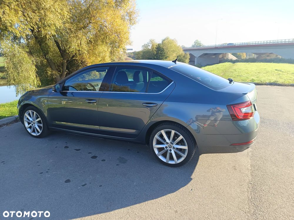 Skoda Octavia - 12