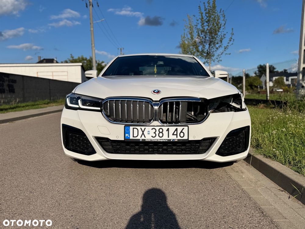 BMW Seria 5 520d xDrive mHEV M Sport sport - 2